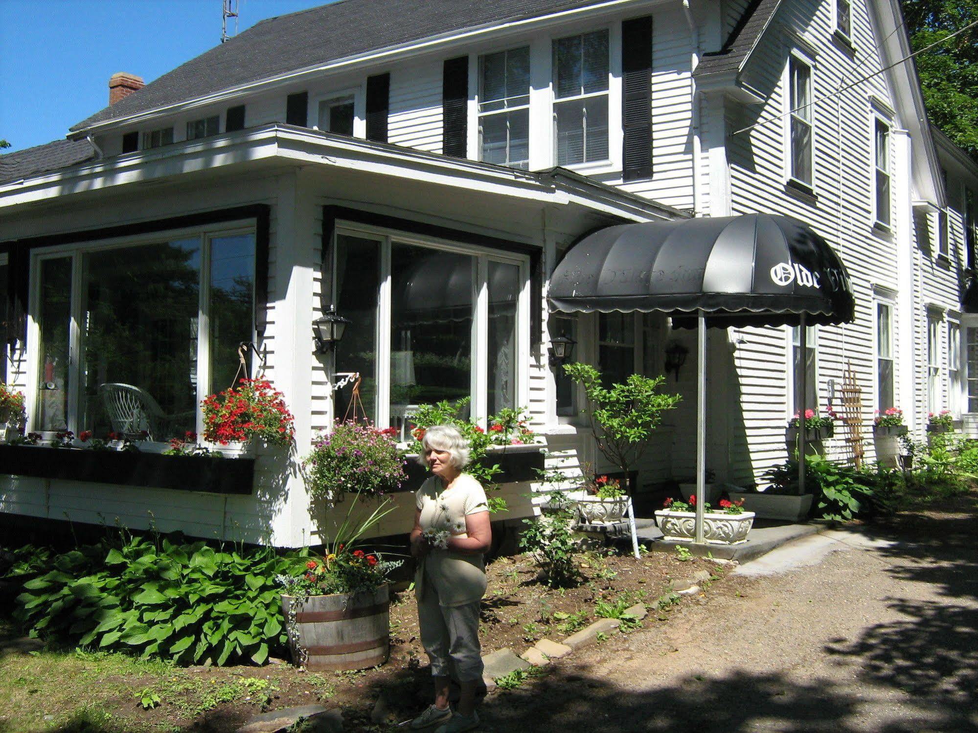 The Olde Village Inn Centreville  Buitenkant foto